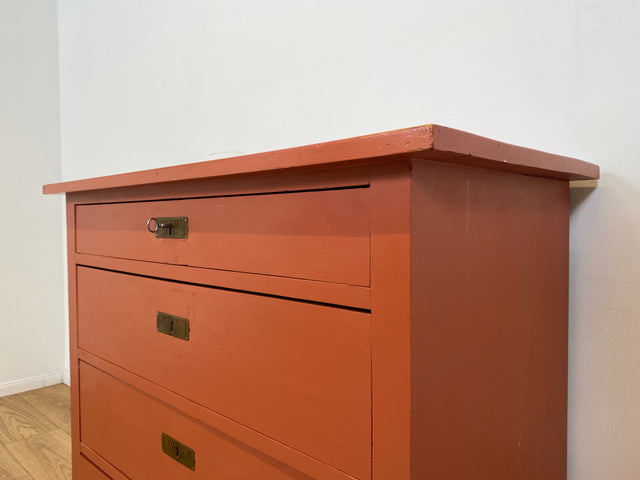 WMK # Freundliche ziegelrote antike Kommode aus vollem Holz mit großen Schubladen und Messingbeschlägen # Schrank Schubladenkommode Wäschekommode Wickelkommode Anrichte Sideboard Jugendstil Vintage