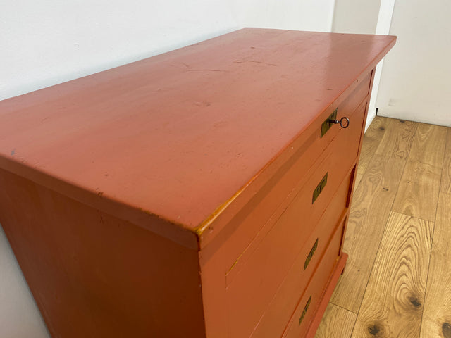 WMK # Freundliche ziegelrote antike Kommode aus vollem Holz mit großen Schubladen und Messingbeschlägen # Schrank Schubladenkommode Wäschekommode Wickelkommode Anrichte Sideboard Jugendstil Vintage