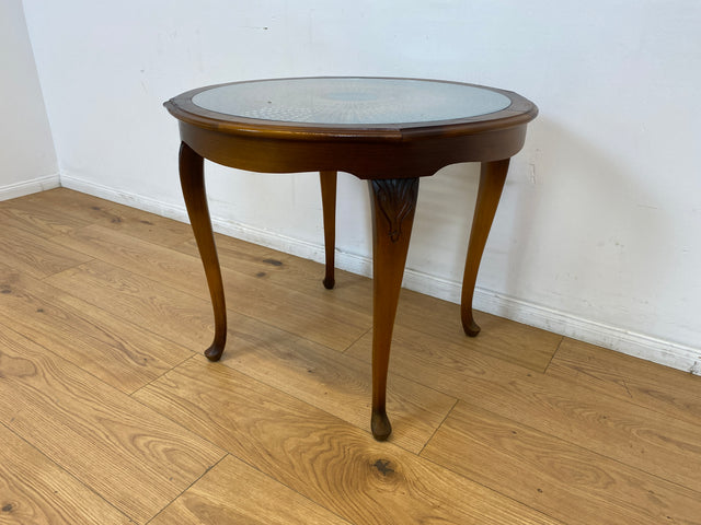 WMK # Wunderschöner kleiner runder 50er Jahre Chippendale Couchtisch mit Glasplatte & feinem Wiener Sonnengeflecht # Wohnzimmertisch Glastisch Beistelltisch Geflecht Coffee Table Mid-Century Vintage