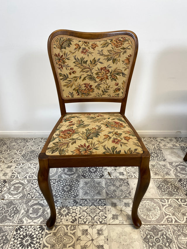 WMK Set aus 8 raumaufhellenden und gut erhaltenen Mid-Century Esszimmerstühlen mit tollem floralem Bezug und bequemen Federkernsitzen # Stühle Küchenstühle Holzstühle Art Deco 50er 60er Vintage