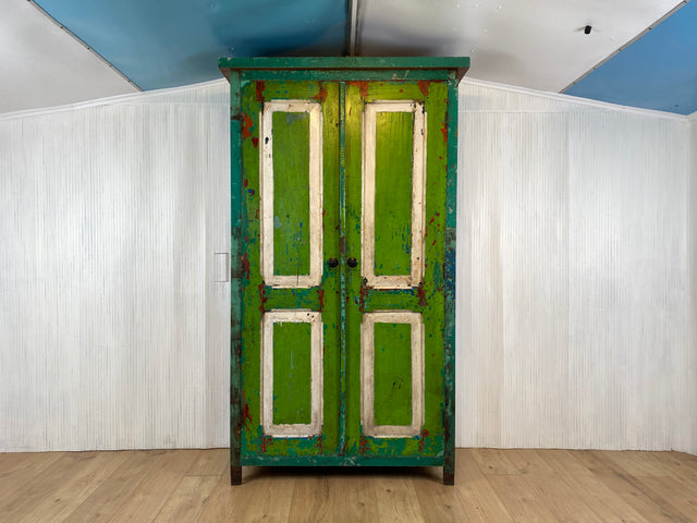 Boatwood by WMK # Einzigartiger Wäscheschrank aus altem Bootsholz , ein handgefertigtes Unikat aus massivem Teakholz # grüner Schrank Kleiderschank Schlafzimmerschrank Garderobe Wardrobe Bootsmöbel