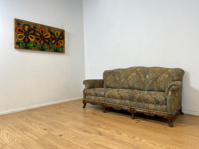 WMK Wunderschönes & gut erhaltenes 60er Jahre Sofa im Barock Stil mit tollem Bezug, reichverziertem Holzrahmen & bequemen Federkern # Couch 3-Sitzer Sitzgarnitur Rokoko Chippendale Stilmöbel Vintage