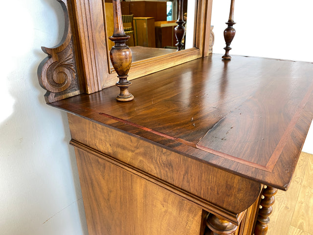 WMK # Wunderschönes schmales antikes Vertiko aus vollem Holz in Nussbaum mit Spiegel Aufsatz & imposanten Zopfsäulen # Säulenschrank Aufsatzvertiko Schrank Wäscheschrank Flurschrank Gründerzeit Vintage