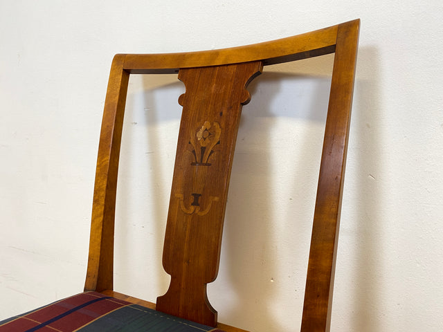 WMK I Eleganter und sehr gut erhaltener schwedischer 50er Jahre Esszimmerstuhl mit feinen Intarsien und stimmigen Sitzbezug # Stuhl Holzstuhl Küchenstuhl Dining Chair Vintage Berlin Augsburg Magdeburg