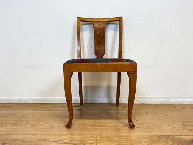 WMK I Eleganter und sehr gut erhaltener schwedischer 50er Jahre Esszimmerstuhl mit feinen Intarsien und stimmigen Sitzbezug # Stuhl Holzstuhl Küchenstuhl Dining Chair Vintage Berlin Augsburg Magdeburg