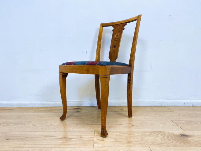 WMK I Eleganter und sehr gut erhaltener schwedischer 50er Jahre Esszimmerstuhl mit feinen Intarsien und stimmigen Sitzbezug # Stuhl Holzstuhl Küchenstuhl Dining Chair Vintage Berlin Augsburg Magdeburg