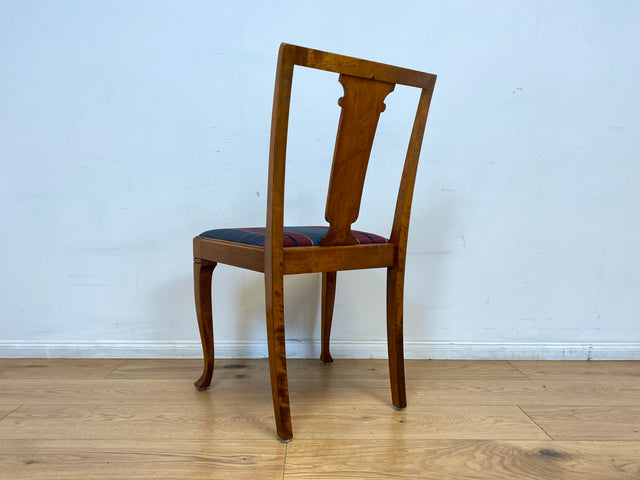WMK I Eleganter und sehr gut erhaltener schwedischer 50er Jahre Esszimmerstuhl mit feinen Intarsien und stimmigen Sitzbezug # Stuhl Holzstuhl Küchenstuhl Dining Chair Vintage Berlin Augsburg Magdeburg