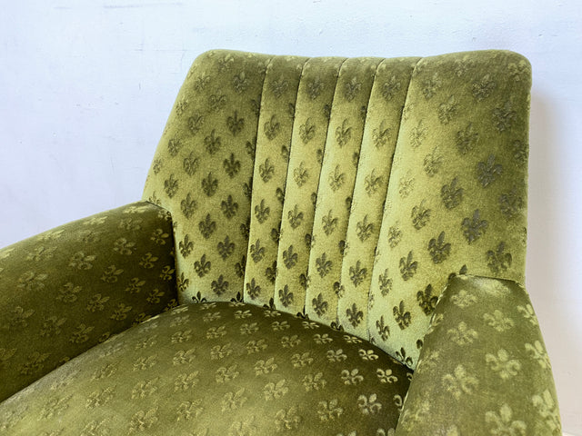 WMK I 1/2 Formschöner & sehr gemütlicher 70er Jahre Sessel auf Rollen mit samtartigem grünem Originalbezug I Cocktailsessel Armchair Lesesessel Stuhl Vintage Retro Berlin Heidelberg Hannover Würzburg