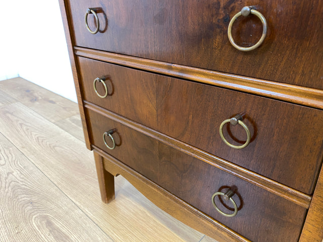 WMK # Hübsche und gut erhaltene skandinavische 50er Jahre Kommode aus vollem Holz mit Schubladen & Messinggriffen # Schubladenkommode Schrank Wäschekommode Flurkommode Mid-Century Vintage Berlin 60er