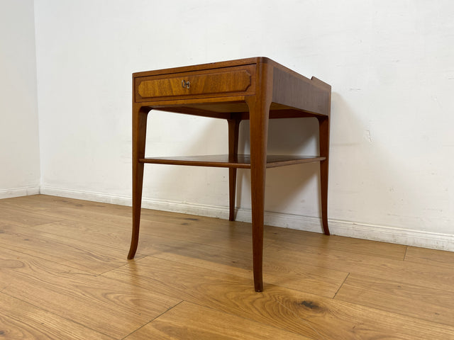 WMK I Stilvoller und sehr gut erhaltener skandinavische 50er Jahre Nachttisch mit Schublade und Ablage I Kommode Beistelltisch Ablage Nachtkommode Nachtschrank Mid-Century Vintage Rostock Bonn Berlin