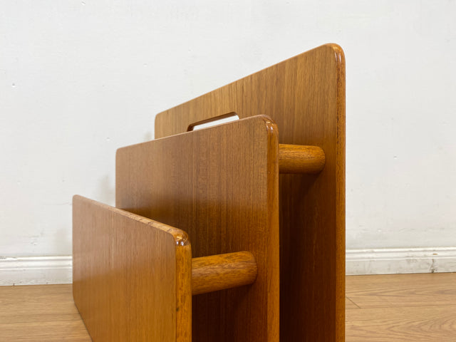 WMK # Stilvolle skandinavische Zeitungsablage aus hochwertigem Teakholz # Zeitungshalter Zeitungsständer Zeitungstisch Zeitschriftenständer Beistelltisch Danish Design Mid-Century 70er Vintage Teak