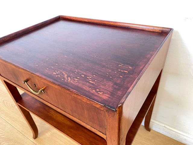 WMK I Sehr hübscher skandinavischer 50er Jahre Nachttisch mit Ablage, Schublade und tollem Messinggriff I Kommode Beistelltisch Ablage Nachtkommode Nachtschrank Mid-Century Vintage Berlin Kiel Dresden