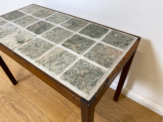 WMK # Hochwertiger & gut erhaltener skandinavischer Couchtisch aus Palisander mit robusten Fliesen # Wohnzimmertisch Beistelltisch Coffee Table Fliesentisch Mid-Century Danish Design Rosewood Vintage