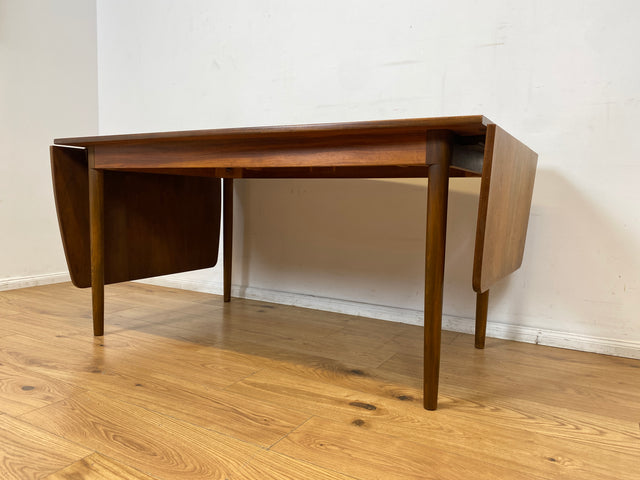 WMK I Eleganter skandinavischer Drop Leaf Esszimmertisch in Nussbaum mit hochklappbaren Erweiterungen I Esstisch Holztisch Tisch Küchentisch Dining Table Vintage 50er 60er Berlin Heidelberg München