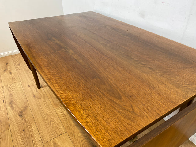WMK I Eleganter skandinavischer Drop Leaf Esszimmertisch in Nussbaum mit hochklappbaren Erweiterungen I Esstisch Holztisch Tisch Küchentisch Dining Table Vintage 50er 60er Berlin Heidelberg München