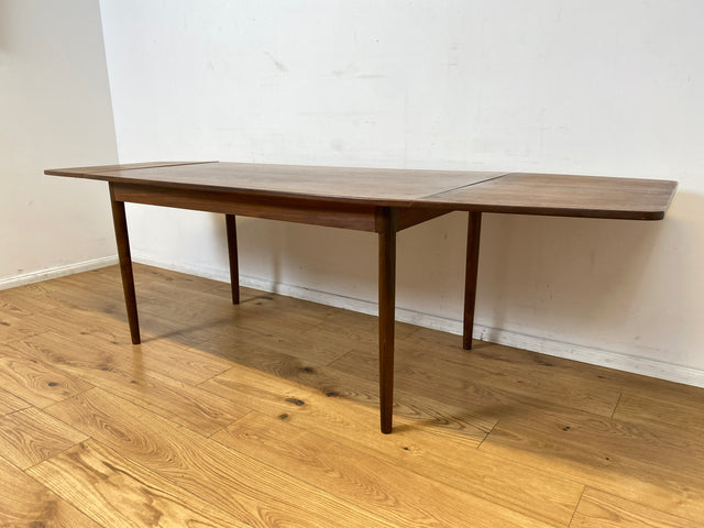 WMK I Eleganter skandinavischer Drop Leaf Esszimmertisch in Nussbaum mit hochklappbaren Erweiterungen I Esstisch Holztisch Tisch Küchentisch Dining Table Vintage 50er 60er Berlin Heidelberg München