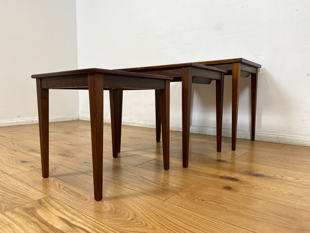 WMK Hochwertiger skandinavischer Mid-Century 3-in-1 Satztisch aus Palisander mit kunstvollen Fliesen I Couchtisch Tisch Beistellt Fliesen Nesting Coffee Table Vintage Danish Design Rosewood Berlin Ulm
