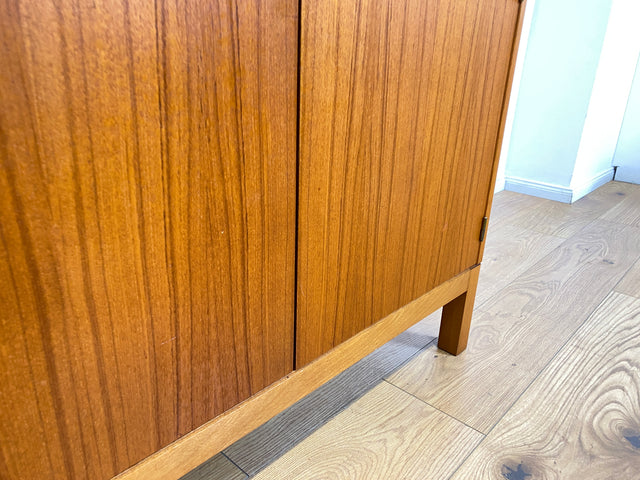 WMK # Stilvoller skandinavischer Mid-Century Bücherschrank in Teakholz mit auszieh. Schreibfläche & verstell. Regalböden # Bücherregal Regal Sekretär Highboard Kommode Sideboard Vintage Danish Design