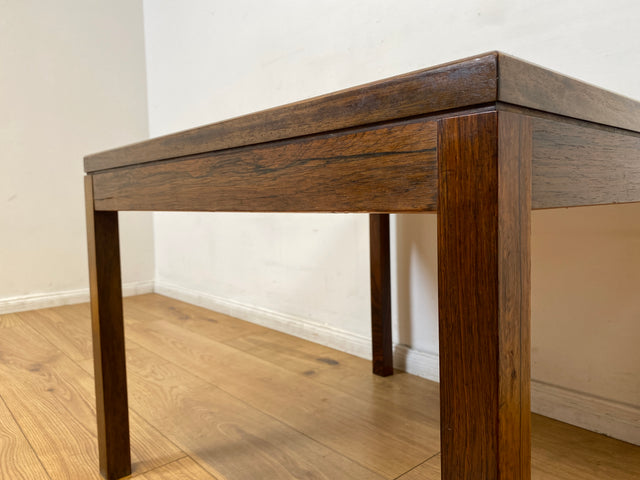 WMK I Schöner skandinavischer Mid-Century Couchtisch I Teakholz mit kunstvollen Fliesen