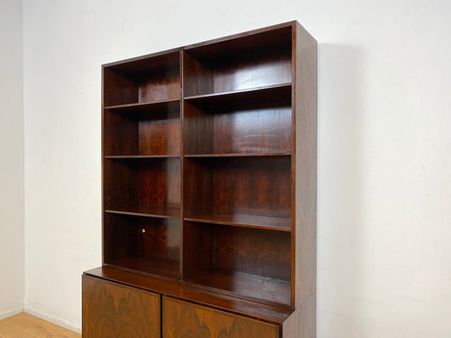 WMK I Stilvoller skandinavischer Mid-Century Designer Bücherschrank by Omann Junior in Palisander m. verstell. Regalböden I Bücherregal Regal Highboard Sideboard Schrank Rosewood Danish Design Vintage