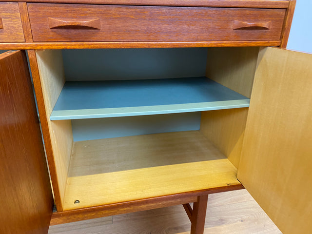 WMK # Stilvoller skandinavischer Mid-Century Designer Sideboard von Tage Olofsson für Ulferts in Teakholz mit Schubladen # Kommode Schrank Anrichte TV-Bank Danish Design Vintage Teak Berlin Hamburg