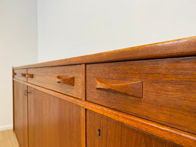 WMK # Stilvoller skandinavischer Mid-Century Designer Sideboard von Tage Olofsson für Ulferts in Teakholz mit Schubladen # Kommode Schrank Anrichte TV-Bank Danish Design Vintage Teak Berlin Hamburg