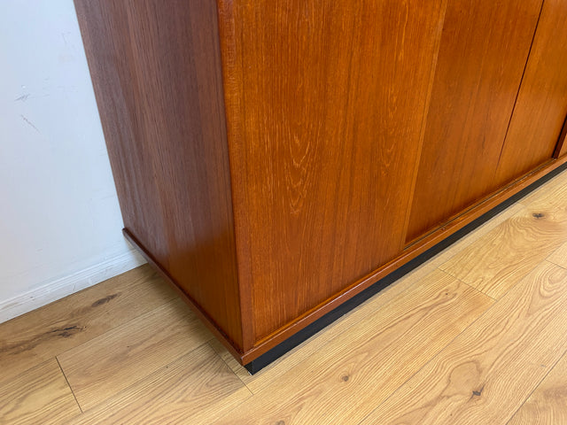 WMK # Stilvoller skandinavischer Mid-Century Kleiderschrank in Teakholz mit Aufsatz & Schiebetüren # Schrank Schlafzimmerschrank Wäscheschrank Wardrobe Danish Design Vintage Teak Berlin Hamburg Köln