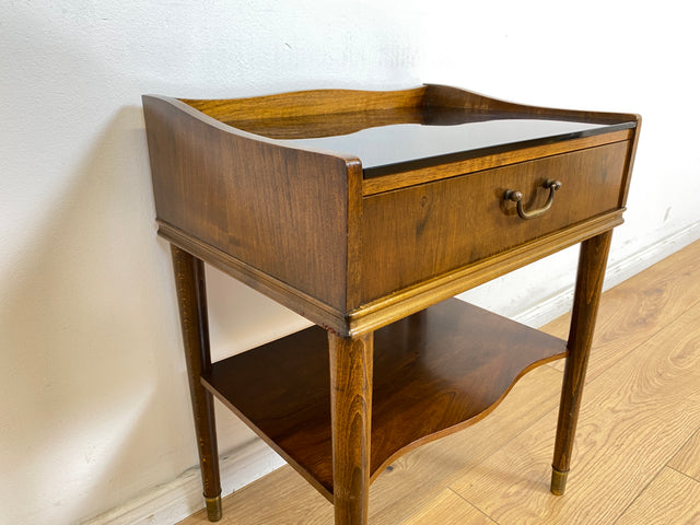WMK # Schöner & sehr gut erhaltener skandinavischer Mid-Century Nachttisch mit Schublade, Ablage, Glasauflage & Messinggriff # Nachtschrank Nachtkommode Nachtschränkchen Beistelltisch Kommode Vintage