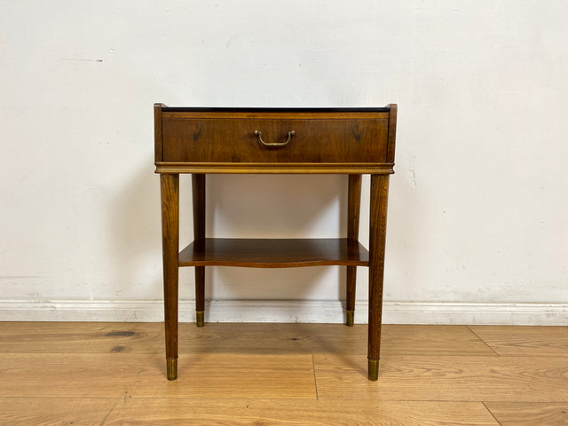 WMK # Schöner & sehr gut erhaltener skandinavischer Mid-Century Nachttisch mit Schublade, Ablage, Glasauflage & Messinggriff # Nachtschrank Nachtkommode Nachtschränkchen Beistelltisch Kommode Vintage