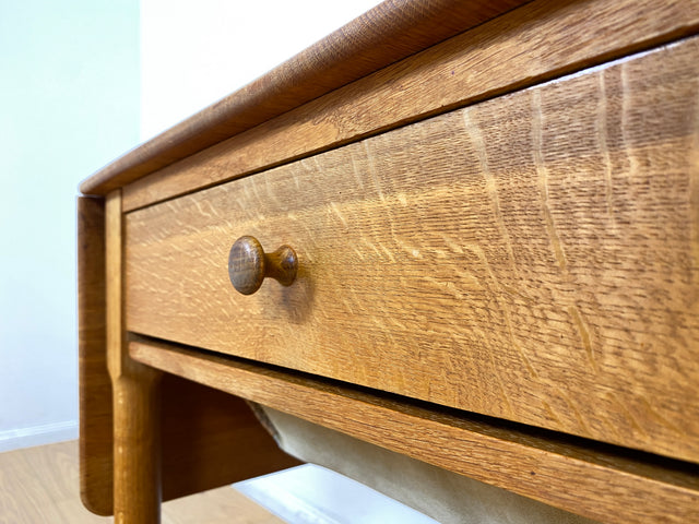 WMK I Besonders schöner skandinavischer Mid-Century Nähtisch auf Rollen & aufklappbar I Beistelltisch Kommode Nähkommode Schminkkommode Schminktisch Ablage Servierwagen Vintage Berlin Bielefeld Celle