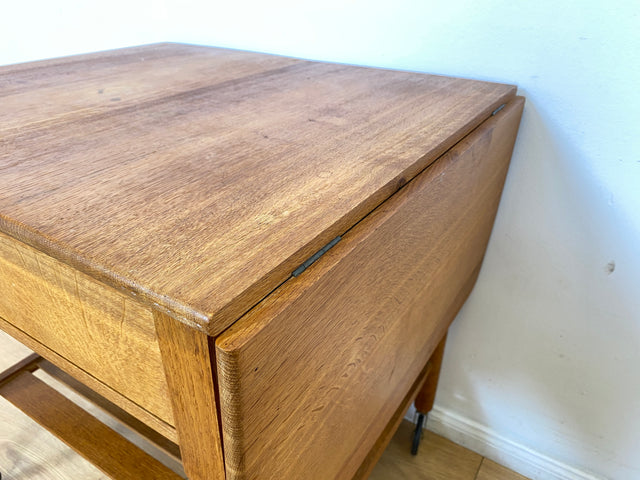 WMK I Besonders schöner skandinavischer Mid-Century Nähtisch auf Rollen & aufklappbar I Beistelltisch Kommode Nähkommode Schminkkommode Schminktisch Ablage Servierwagen Vintage Berlin Bielefeld Celle