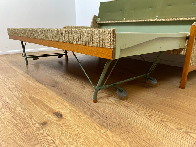 WMK # Hochwertiges skandinavischer Mid-Century Schlafsofa mit verstautem Doppelbett, feinem Wollbezug und Teakholz Rahmen # Sofa Couch Schlafcouch Ausziehsofa Klappsofa 3-Sitzer Danish Design Vintage