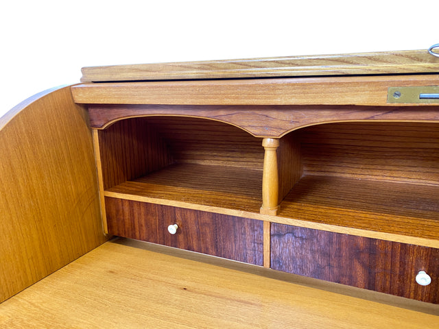 WMK I Formschöner skandinavischer Mid-Century Sekretär aus vollem Holz mit Messinggriffen I Schreibkommode Schreibtisch Kommode Wäschekommode 60er 70er Vintage Berlin Hamburg Dresden