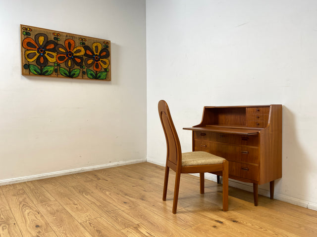 WMK I Hochwertiger skandinavischer Mid-Century Sekretär in Teakholz mit auszieh. Schreibfläche I Schreibschrank Schreibtisch Desk Kommode Wäsche Schmink Tisch Danish Design Vintage Berlin Köln Hamburg