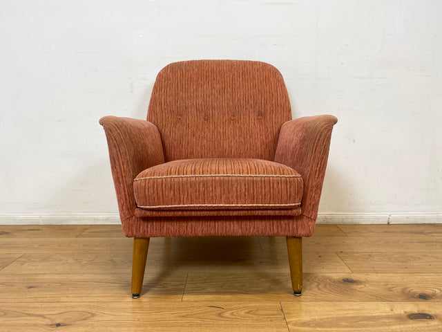 WMK I Formschöner & sehr gut erhaltener skandinavischer Mid-Century Sessel in Altrosa mit bequemen Federkernsitz