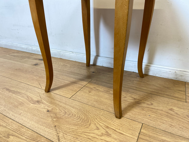 WMK I Besonders schöner skandinavischer Mid-Century Sitzhocker mit beigem handgewebtem Gobelin Bezug I Hocker Fußhocker Schemel Taburett Sitz Stuhl Vintage I Berlin Bayern Sachsen I Versand möglich