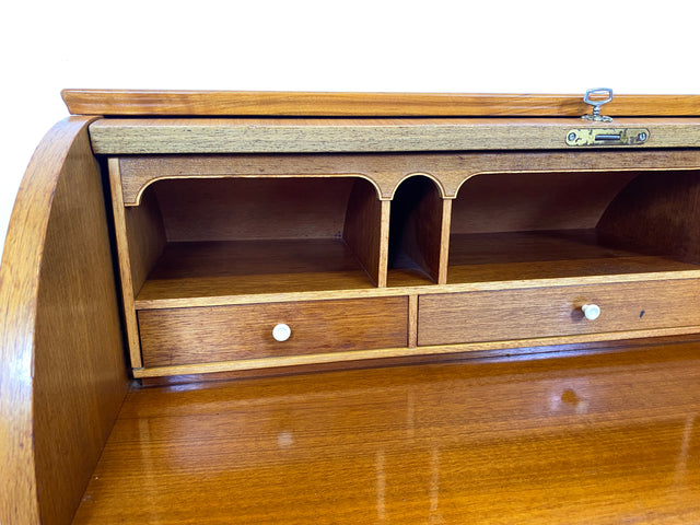 WMK I Hochwertiger skandinavischer Stilmöbel Sekretär in Nussbaum mit feinen Intarsien I Schreibkommode Schreibtisch Kommode Schminkkommode Wäschekommode Mid-Century Vintage Berlin Stuttgart Halle