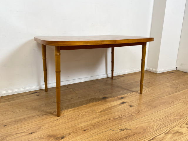 WMK I Sehr schöner skandinavischer Vintage Esstisch mit hübschen Tischbeinen, ausziehbar auf 180cm I Tisch Holztisch Küchentisch Ausziehtisch Dining Table 70er 80er Berlin Nürnberg Frankfurt Bremen