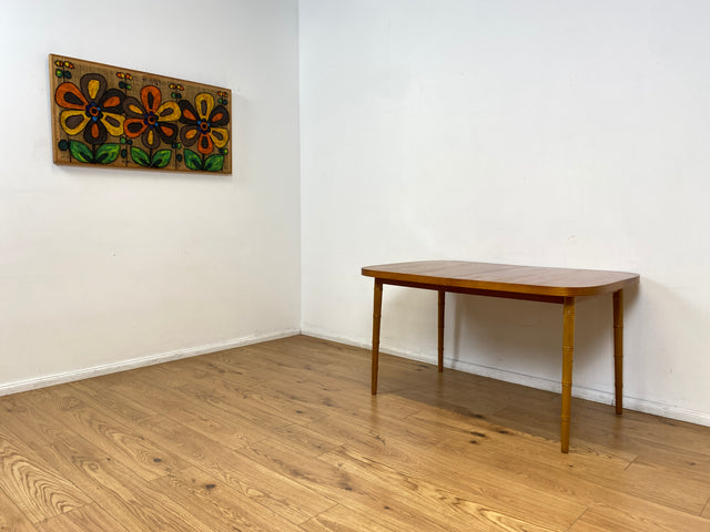 WMK I Sehr schöner skandinavischer Vintage Esstisch mit hübschen Tischbeinen, ausziehbar auf 180cm I Tisch Holztisch Küchentisch Ausziehtisch Dining Table 70er 80er Berlin Nürnberg Frankfurt Bremen