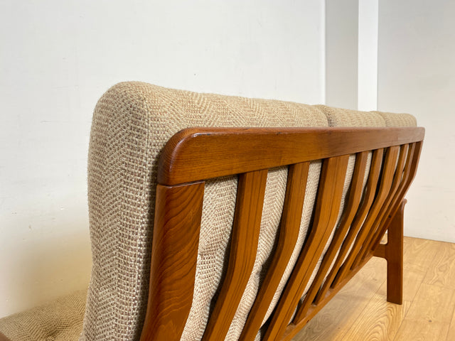 WMK I Hochwertiges skandinavisches Designer Sofa von EMC Møbler mit Teakholz Rahmen und beigem Wollbezug I Couch 3-Sitzer 3er Sitzgarnitur Danish Design Mid-Century Vintage Teak Berlin Köln Frankfurt