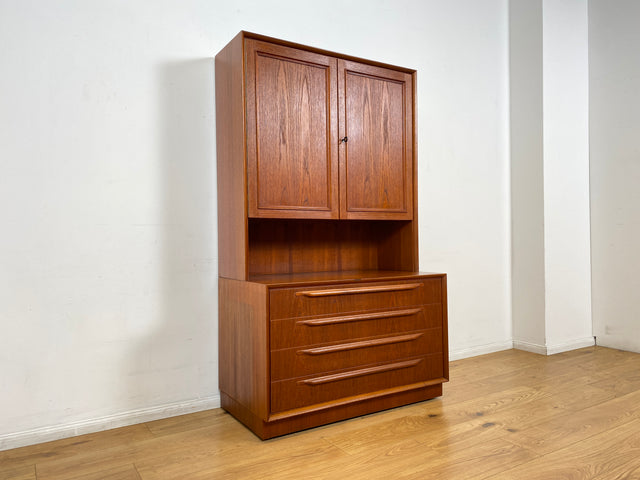 WMK I Stilvolles skandinavisches Highboard in Teakholz mit Schubladen & formschönen Holzgriffen I Schrank Bücherschrank Wäscheschrank Kommode Sideboard Teak Danish Design Vintage Berlin Hamburg Bremen