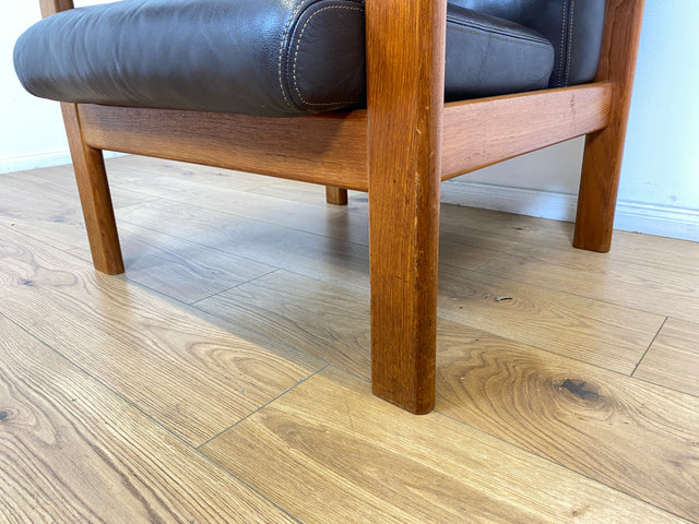 WMK # 1/3 Stilvoller skandinavisches Mid-Century Designersessel von L. Olsen & Søn Møbelfabrik mit Echtleder Bezug & Teakholz Rahmen # Sessel Armchair Sitzgarnitur Danish Design Vintage Teak Leather