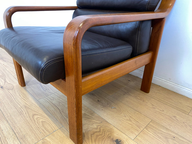 WMK # 1/3 Stilvoller skandinavisches Mid-Century Designersessel von L. Olsen & Søn Møbelfabrik mit Echtleder Bezug & Teakholz Rahmen # Sessel Armchair Sitzgarnitur Danish Design Vintage Teak Leather