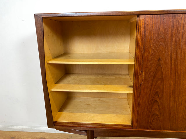 WMK I Besonders schönes skandinavisches Mid-Century Highboard in Teakholz mit Bar, Schiebetüren & Schubladen I Sideboard Schrank Barschrank Barkommode Danish Design Vintage 60er Berlin Hamburg München