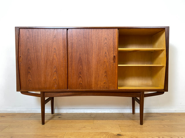 WMK I Besonders schönes skandinavisches Mid-Century Highboard in Teakholz mit Bar, Schiebetüren & Schubladen I Sideboard Schrank Barschrank Barkommode Danish Design Vintage 60er Berlin Hamburg München