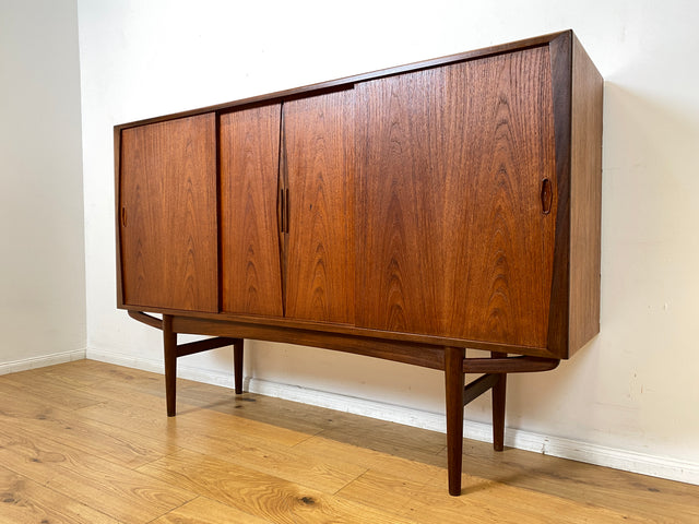WMK I Besonders schönes skandinavisches Mid-Century Highboard in Teakholz mit Bar, Schiebetüren & Schubladen I Sideboard Schrank Barschrank Barkommode Danish Design Vintage 60er Berlin Hamburg München
