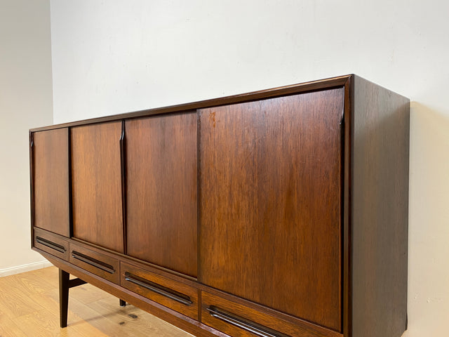 WMK I Hochwertiges skandinavisches Mid-Century Highboard in edlem Palisander mit Schubladen, Schiebetüren & Bar I Schrank Anrichte Sideboard Barkommode Barschrank Danish Design Vintage 60er Rosewood