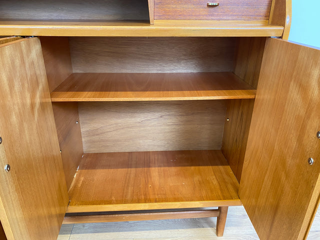 WMK # Elegantes skandinavisches Mid-Century Highboard aus vollem Holz in Teak mit Schubladen # Sideboard Schrank Kommode Wäschekommode Cabinet Danish Design Vintage Teakholz 60er Berlin Köln München