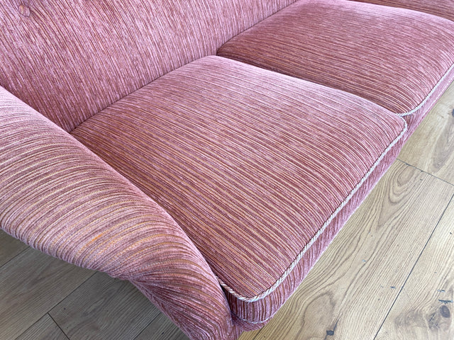 WMK I Formschönes & sehr gut erhaltenes skandinavisches Mid-Century Sofa in Altrosa mit gemütlichen Federkernsitzen I 2er Couch 2-Sitzer Sitzgarnitur Danish Design Vintage 60er Berlin Köln Stuttgart