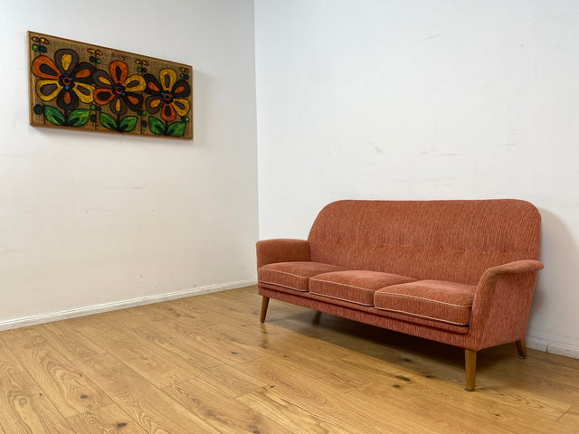 WMK I Formschönes & sehr gut erhaltenes skandinavisches Mid-Century Sofa in Altrosa mit gemütlichen Federkernsitzen I 2er Couch 2-Sitzer Sitzgarnitur Danish Design Vintage 60er Berlin Köln Stuttgart